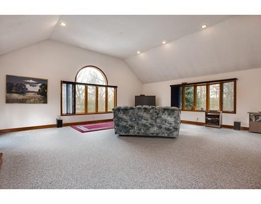 117 Chestnut St, Upton, MA 01568 photo 16