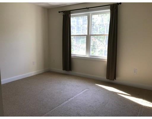 27 Regency Dr, Dracut, MA 01826 photo 17