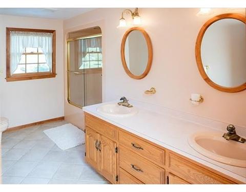 6 Mill River Dr, Mendon, MA 01756 photo 23