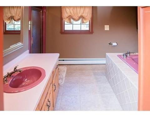 6 Mill River Dr, Mendon, MA 01756 photo 17