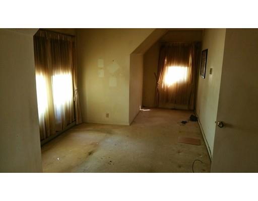 96 Paradise St, Springfield, MA 01129 photo 5