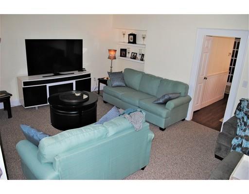 29 Clark St, Danvers, MA 01923 photo 5