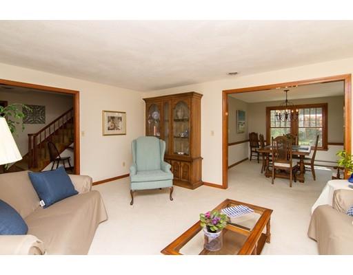 12 Ridge Rd, Walpole, MA 02081 photo 9
