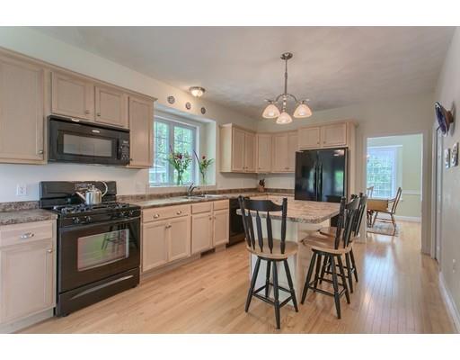 102 Ash St, Townsend, MA 01469 photo 4