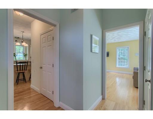 102 Ash St, Townsend, MA 01469 photo 3