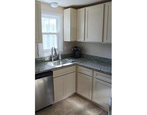 174 Powell Ave, Springfield, MA 01118 photo 5