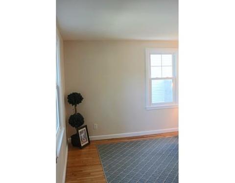 174 Powell Ave, Springfield, MA 01118 photo 14