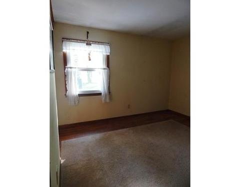 8 Williams St, Easthampton, MA 01027 photo 16