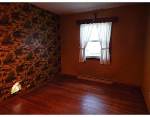 8 Williams St, Easthampton, MA 01027 photo 17