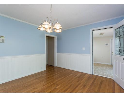 38 Clyde Ave, West Springfield, MA 01089 photo 17