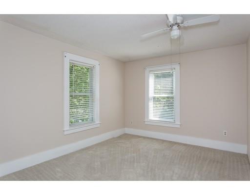 38 Clyde Ave, West Springfield, MA 01089 photo 20