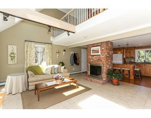 121 Old Barnstable Rd, Mashpee, MA 02649 photo 3