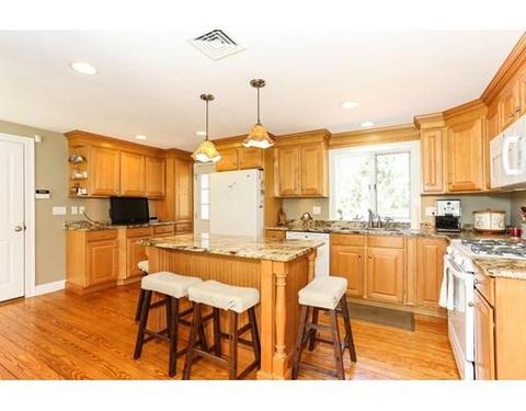 121 Old Barnstable Rd, Mashpee, MA 02649 photo 9