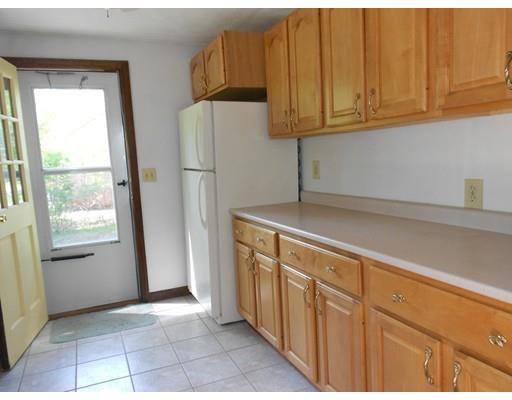 9 Chestnut Dr, Townsend, MA 01469 photo 4