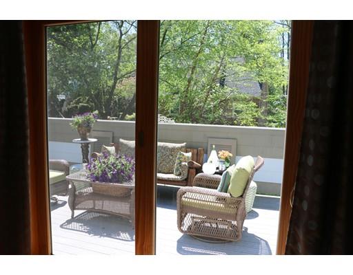 13 Spruce Rd, Reading, MA 01867 photo 4