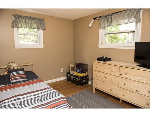 32 Wands St, Springfield, MA 01118 photo 13
