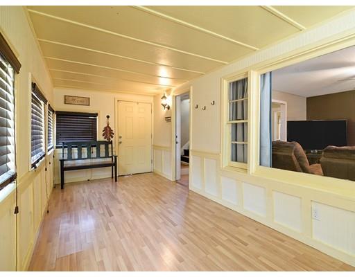 13 Eddy St, Webster, MA 01570 photo 5