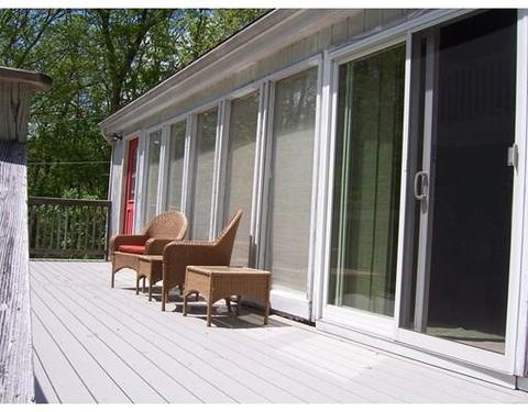111 Douglas Rd, Webster, MA 01570 photo 5