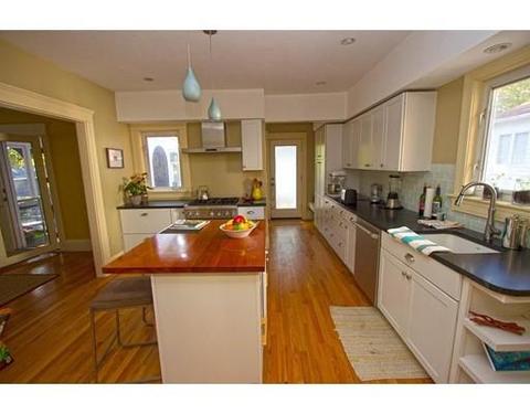 39 Longfellow Rd, Worcester, MA 01602 photo 9