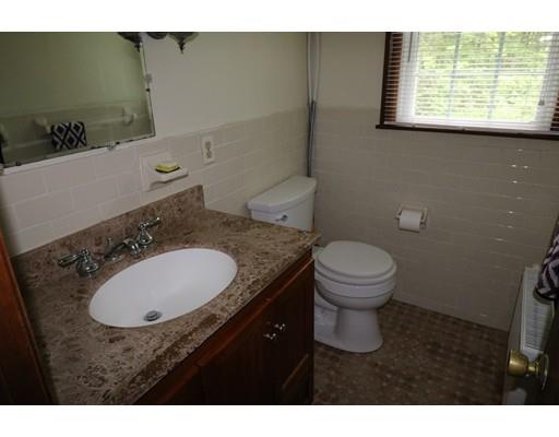 48 Westview Ter, Easthampton, MA 01027 photo 9