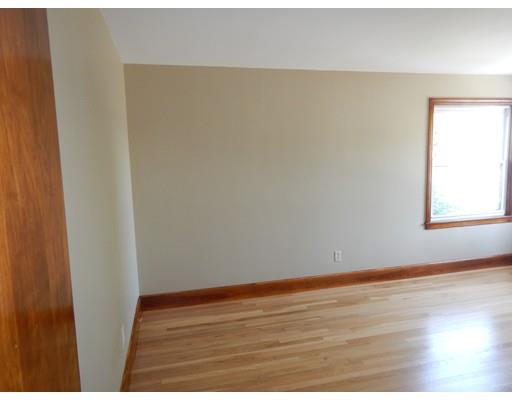 23 Frank St, Worcester, MA 01604 photo 11
