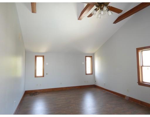 23 Frank St, Worcester, MA 01604 photo 15