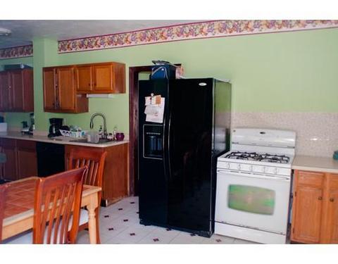 8 Dixon Ave, Worcester, MA 01605 photo 11