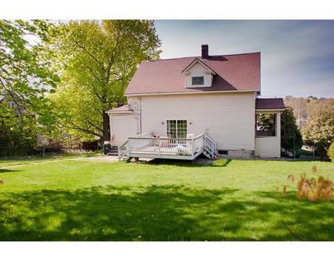 8 Dixon Ave, Worcester, MA 01605 photo 3