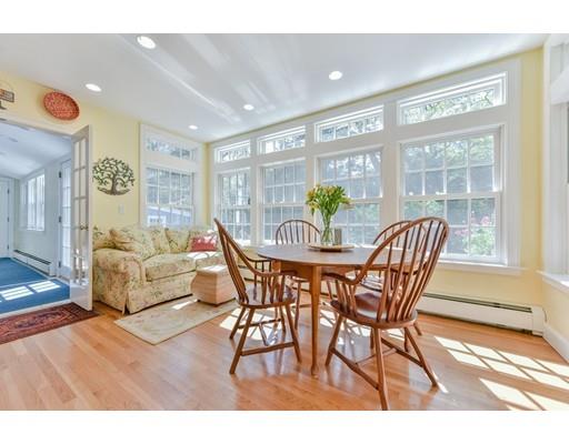 28 Denny Rd, Chestnut Hill, MA 02467 photo 8