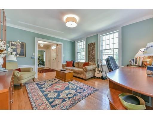 28 Denny Rd, Chestnut Hill, MA 02467 photo 9