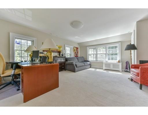 28 Denny Rd, Chestnut Hill, MA 02467 photo 14