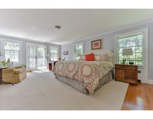 28 Denny Rd, Chestnut Hill, MA 02467 photo 11