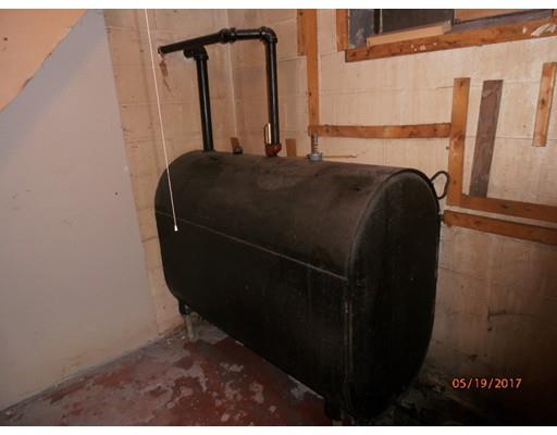 1043 Allen St, Springfield, MA 01118 photo 9