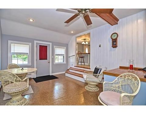 24 Everett St, Norfolk, MA 02056 photo 3