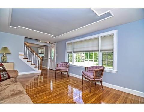 24 Everett St, Norfolk, MA 02056 photo 4