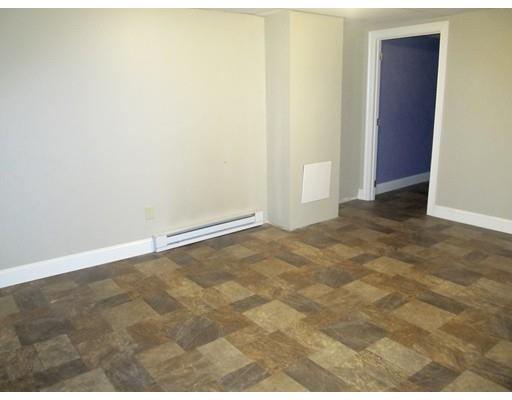 270 Murphy Ln, Chicopee, MA 01020 photo 14