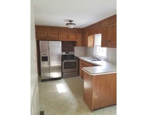 31 Duggan Cir, Springfield, MA 01119 photo 9