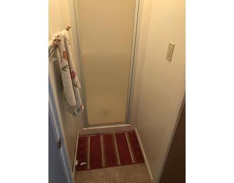 64 Tyler St, Springfield, MA 01109 photo 9