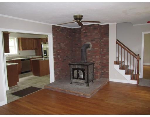 22 Asylum St, Mendon, MA 01756 photo 10