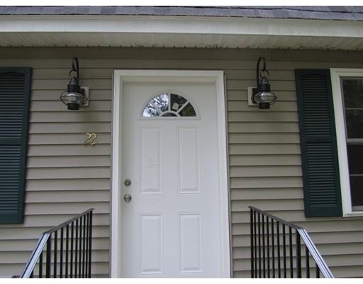22 Asylum St, Mendon, MA 01756 photo 3