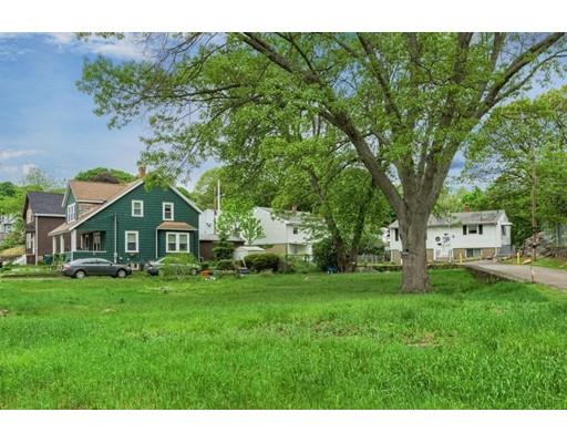 23 Eade St, Lynn, MA 01902 photo 2