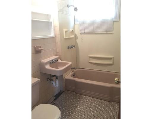 20 Waverly Ave, Everett, MA 02149 photo 7