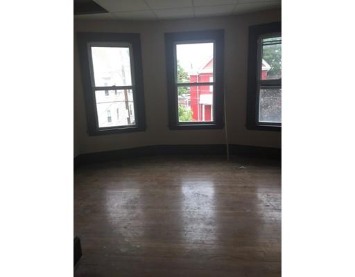 20 Waverly Ave, Everett, MA 02149 photo 5