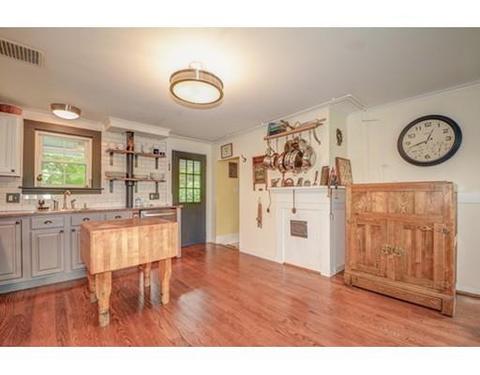 96 Central St, Berlin, MA 01503 photo 4