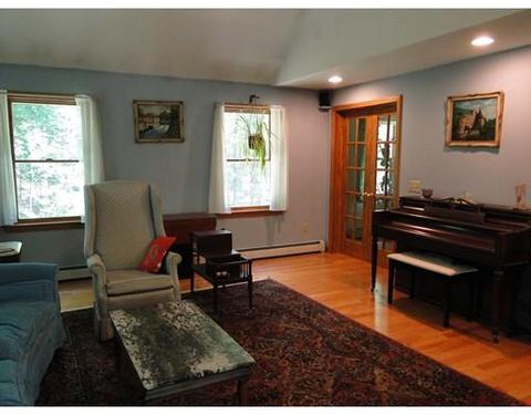 415 River St, Dunstable, MA 01827 photo 6