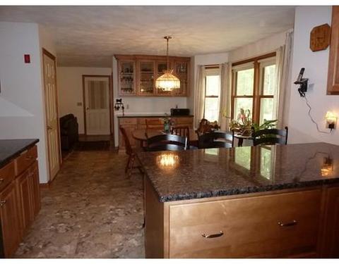 415 River St, Dunstable, MA 01827 photo 2