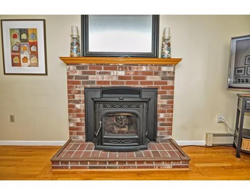 3 Bartlett Pl, Walpole, MA 02081 photo 8