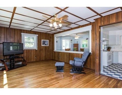 59 Division St, Easthampton, MA 01027 photo 14