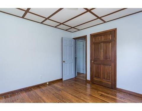 59 Division St, Easthampton, MA 01027 photo 17