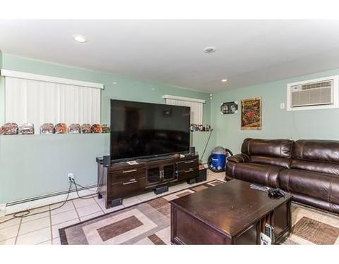 195 Langley St, Fall River, MA 02720 photo 17